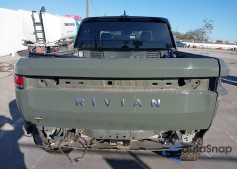 2022 Rivian R1T Launch Edition from USA, damaged, VIN 7FCTGAAL2NN000805